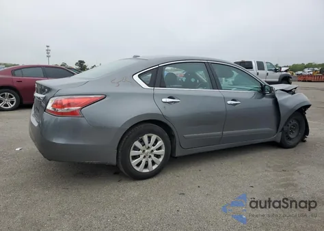 2015 Nissan Altima 2.5 z USA, uszkodzony, nr VIN 1N4AL3AP4FN867766